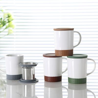 China China Manufacturer Modern Cheap Customized High Quality White 350cc Tea Infuser Mug White Ceramic Mug With Silicone Lid for sale