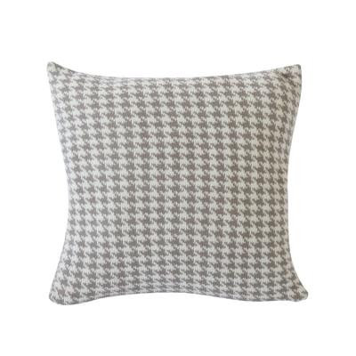 China Anti-Static Cushion Wholesale Decor Throw Pillowcase Luxury Home Jacquard Pillow Cover for sale