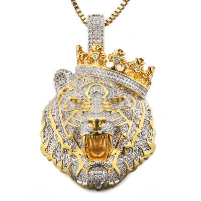 China CLASSIC VOAINO Hip hop moissanite diamond 925 silver sterling 18k gold iced out king crown lion pendant for sale