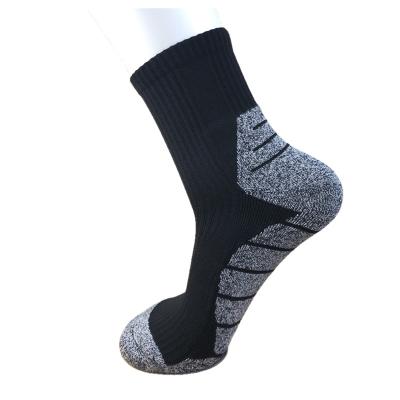 China Basketball Towel Terry Sports Socks Men Cotton Breathable Custom Football Thickened Quality for sale