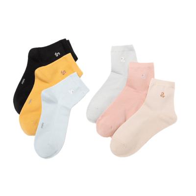 China High quality popular new style QUICK DRY girls bangs women's casual cotton socks Korean funny tube socks for sale