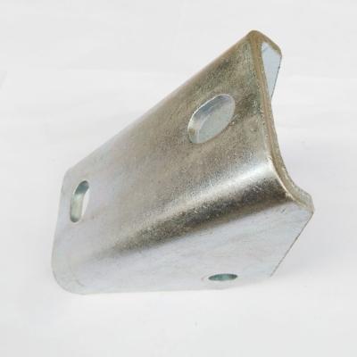 China Manufacturer Building Suppliers Galvanized Iron Bracket Triangle Photovoltaic Connector For Building Accessories for sale