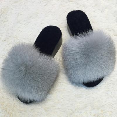 中国 Common fox fur slipper rabbit fur/mink fur girl sandal slipper 販売のため