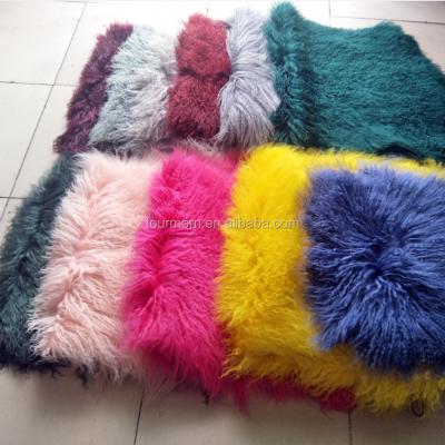 Cina Customized Waterproof Color Plush Blanket Factory Sells Tan Sheep Fur Blanket in vendita