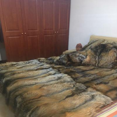 China Wear Real Fox Fur Bed Blanket Household Warm Products Wholesale zu verkaufen