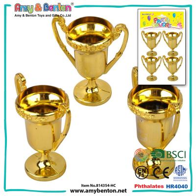 China Wholesale promotion gift small price plastic trophy cup for winnner for sale