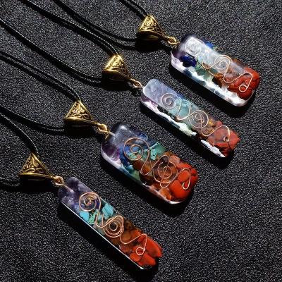 China Vintage 7 Chakra Necklace Gold Wire Stone Natural Macadam Yoga Energy Chain Pendant Necklace for sale