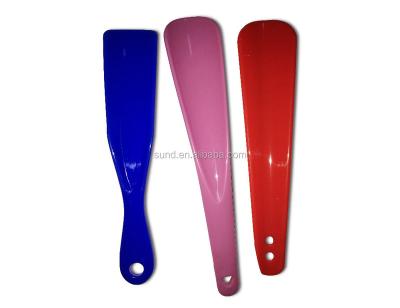 China comfortable promotion goods colorful plastic shoe horns for sale