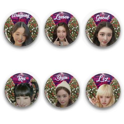 China Customizable Pin Plastic Round Brooch Fans Nickel Free Gift Apparel Edition IVE Christmas Badge KPOP Collectable Accessory L709 for sale