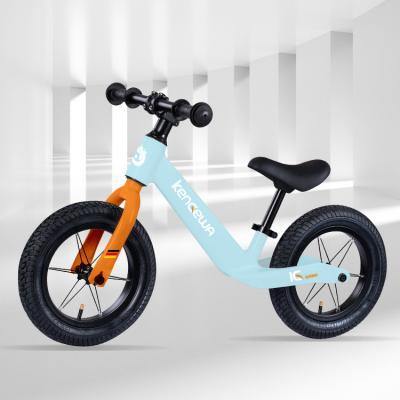 China New Model 12 inch Kids Balance Bike bicicleta de equilibrio Para lightweight ninos bike balance magnesium bike for child for 3 years for sale