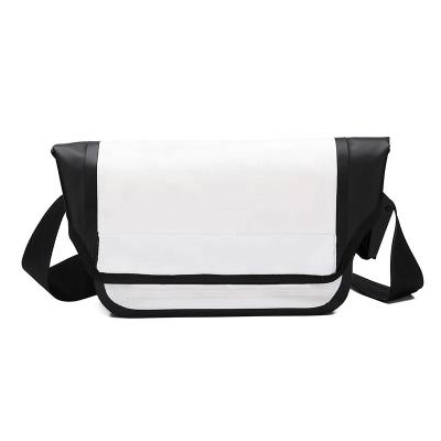 China Water Make Fashionable Eco-Friendly Small Cross - Body Bag PVC Bag Resistant Outdoor Handbag Shoulder Messenger Bag for sale