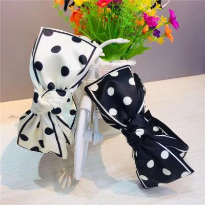 China Trendy Jewelry 2021 New Design Black And White Cloth Bowknot Headbands Hair Accessories For Girls And Women for sale