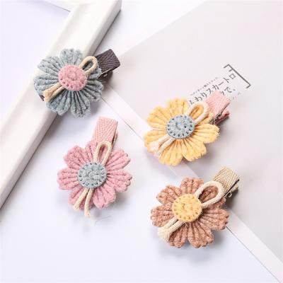 China Handmade Jewelry Cloth Flower Hair Clips Kids Girls Hair Head Pin 2021 New Design Trendy Popular Pretty Hairpins for sale