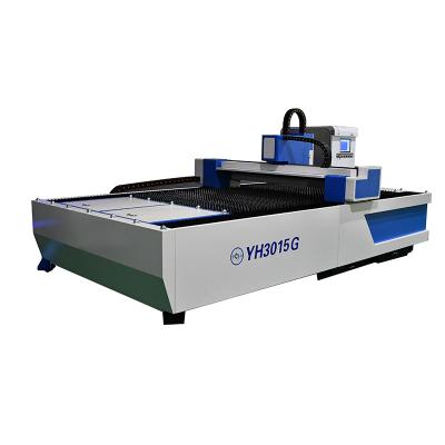 China Raycus 1000W 2000W 3000W 4kw Form Metal Fiber Laser Cutting Machine Water Cooled Metal Cutting Machinery for sale