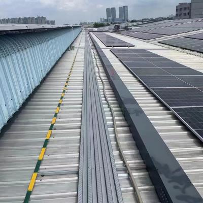 Cina 500 kg/m2 Passeggiata per pannelli solari fotovoltaici a resistenza massima per l'installazione su tetti in vendita