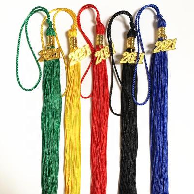 China 2018/2019/2020/2021 China Manufacturers Wholesale 40cm Polyester Graduation Cheap Easy Customized Tassel for sale