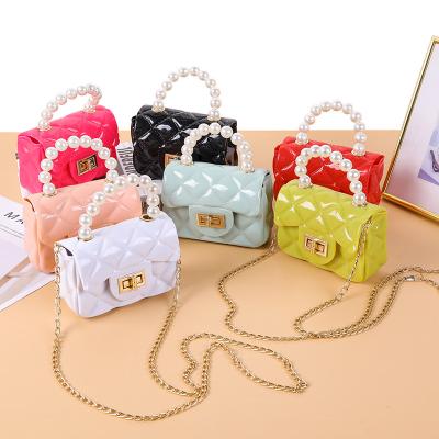 China 2021 New Fashion Style Mini Handbag And Pearl Handle Lady's Handbag for sale