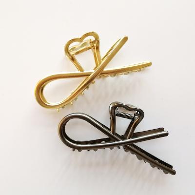 China Hair Accessories Wholesale Fashion Fish Bone Shape Hairpins Hair Accessories Women Gold Metal Shark Hair Claw for sale