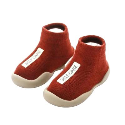 China Round infant baby shoes newborn kids indoor rubber sole baby bumps shoes for babies for sale