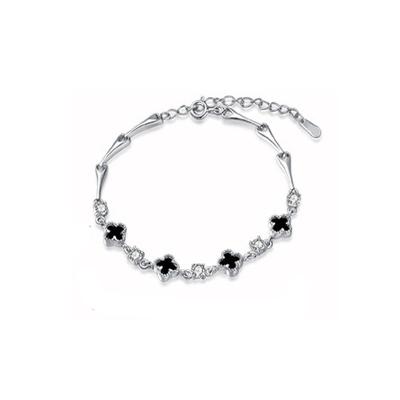 China S925 Sterling Silver Cool Small Lucky Grass Hand Wear Silver Jewelry Four-leaf Grass Bracelet Quick Shake Female Romantic Voice Bracelet for sale