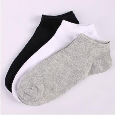 China Wholesale Summer Mesh Socks China Manufacturers New Arrivals Antibacterial Jacquard Combed Cotton And Polyester Men Business Short Socks for sale