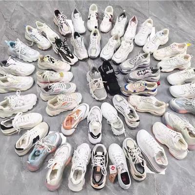 China Used fashionable ladies clothes 2022 wholesale high quality mixed african cheap running shoes clean used women shoes china cheap shoes for sale