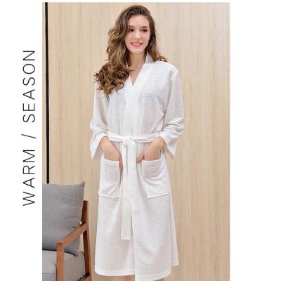 China QUICK DRY Warm Winter Sleep Robe Soft Fleece Night Robe for Men and Women Night Robes Waffle Soft Warm Bathrobe Home Use for sale