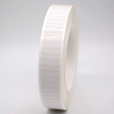 Cina Etichette bianche adesive da 20 mm x 4 mm 1 milligrammo di etichette bianche lucide resistenti alle alte temperature in vendita