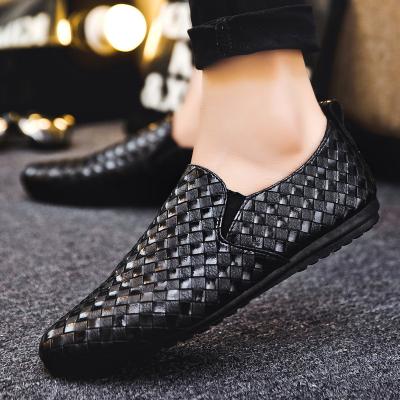 China Breathable Fashion Soft Moccasin Driving Loafers Slip On Casual Boat Shoes For Men for sale