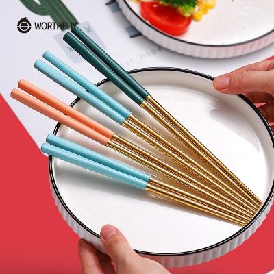 China WORTHBUY Gold Viable Chopsticks Set 18/8 Stainless Steel Chopsticks For Sushi Food Sticks Bamboo Handle Reusable Non-Slip Chopsticks for sale