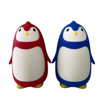 China Small Eco - Friendly Mini Glass Bottles Bottles Penguin Shaped Glass Water Bottles Educate Kids for sale