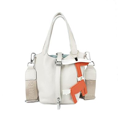 China Other New Famous Ladies Large Capacity Brands Handbags Solid Color Leather Bucket Bag for sale