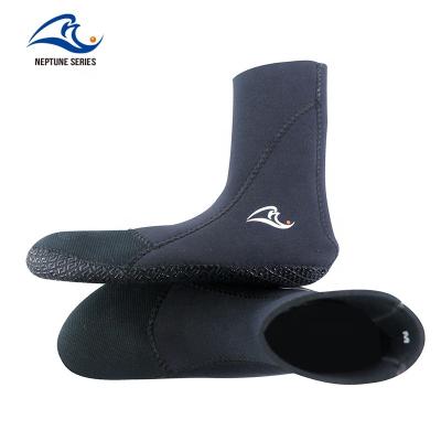 China High Fashion Durable 3mm Neoprene Diving Surfing Socks Beach Booties Shoes Anti-Slip Diving Socks for sale