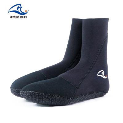 China 100% Neptune Series 7mm Waterproof Neoprene Socks Best Neoprene Socks For Snorkeling Diving Socks for sale