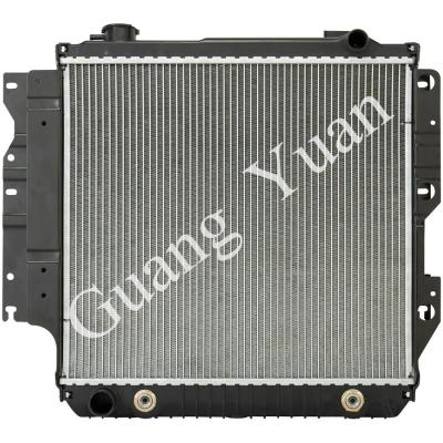 China De Autoradiator met hoge weerstand van Kernchrysler voor Jeepruzie DPI 2101 1015 1682 OEM 52080181 Te koop