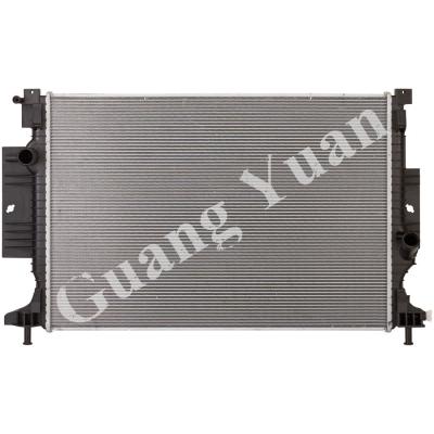 Chine Radiateur des véhicules à moteur d'évasion de DPI 13528 Ford avec le noyau en plastique d'aileron de réservoir et de tube à vendre