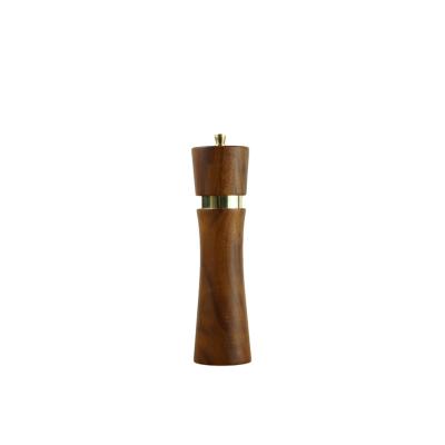 China Sustainable wooden salt and pepper grinder set for sale