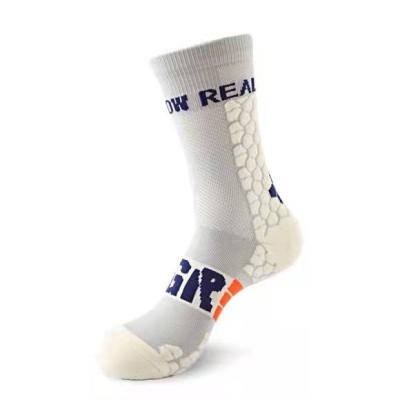 China Wholesale 2021sport socks men's elite breathable socks sports basketball football team crew soccer sport custom logo for sale