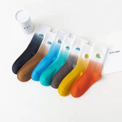 China QUICK DRY Tie Dye Tube Socks For Women Embroidered Gradient Socks 100% Cotton Good Quality Socks for sale