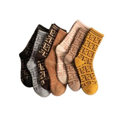 China 21 new winter QUICK DRY rabbit thick woolen women's warm personality socks bare barrel fashion color cotton socks wholesale for sale