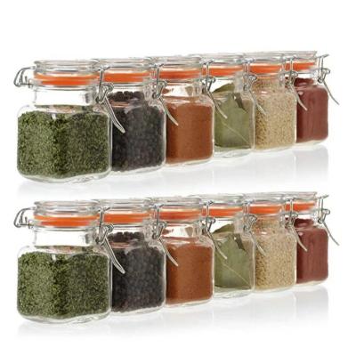 China Sustainable Glass Airtight Kitchen Storage Apothecary Packaging Jar For Spice Seasoning Food for sale