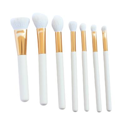 China Angular Blush Free Samples 7 Professional Makeup Brushes for sale