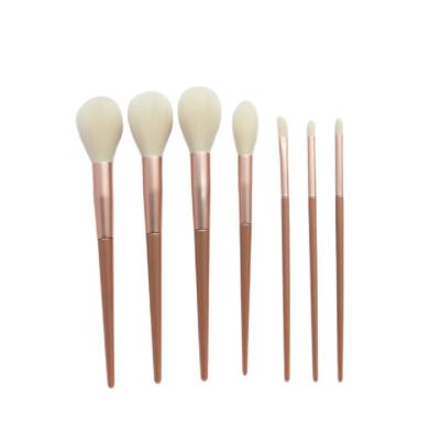 China Angular Blush Free Samples 7 Pieces Synthetic Brush Set Makeup Hair Rose Gold Handle Makeup Tools for sale