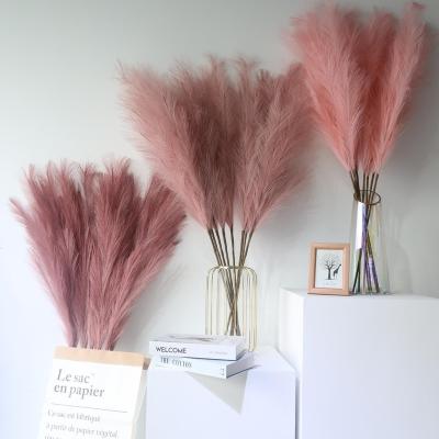 China Large Handmade Faux Fluffy Layouts Decor Mini Dried Artificial Pampas Grass Decoration for sale