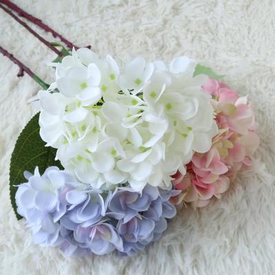 China Silk White Hydrangea Handmade Flower Leaves Branches Wedding Artificial Faux Faux Group Hydrangeas Flowers for sale