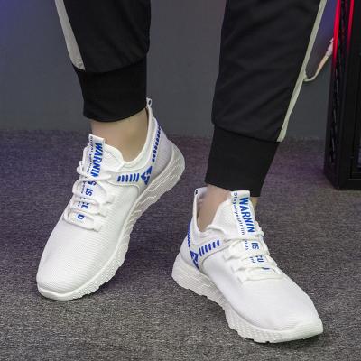 China 2021 Fashion Trend New Summer Mesh Upper Sports Running Casual Breathable Sport Men's White Shoes for sale