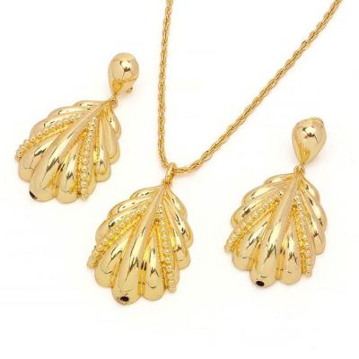 China Luxury High Quality FASHIONABLE Design 18k Gold Plated Brazilian Dubai Jewelry Set Gold Flower Bridal Jewelry Set for sale