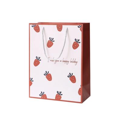 China Recyclable High Quality Portable Custom Paper Gift Bag Strawberry Ivory Panel Bag Custom Paper Box With Handles for sale