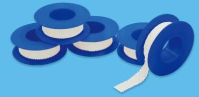 China Medical silk tape, Silk tape, Surgical tape, Artificial tape, Medical tape, Medical items, Medical products for sale