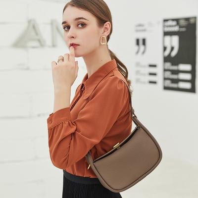 China Korean Women's Autumn And Winter Waterproof Luxury Genuine Leather Armpit Bag Pinch Tote Bag Ladies Shoulder And Cross - Body Bag Handbags for sale